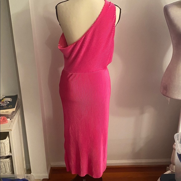 Sash &  soul size large plisse one shoulder dress NWT - Picture 6 of 10
